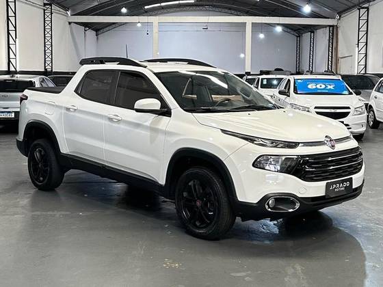 FIAT TORO 1.8 16V EVO FLEX FREEDOM AT6 FIAT TORO 1.8 16V EVO FLEX FREEDOM AT6